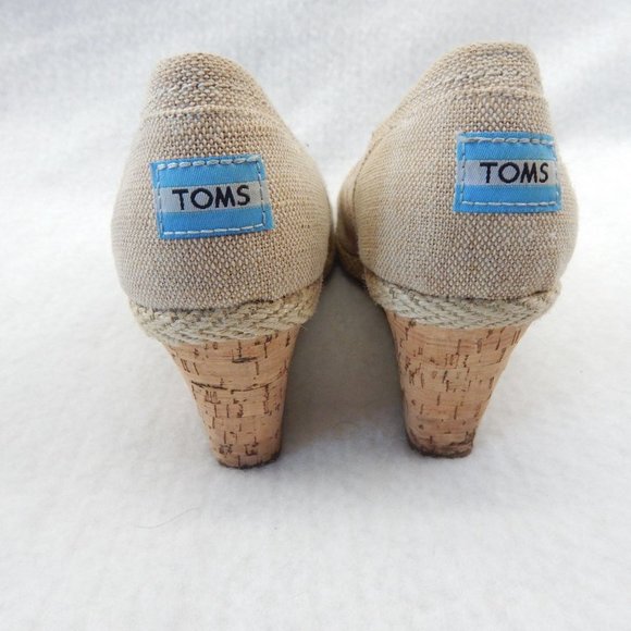 TOMS Womens Beige Peep Toe Wedges SIze 9.5 - Picture 2 of 9